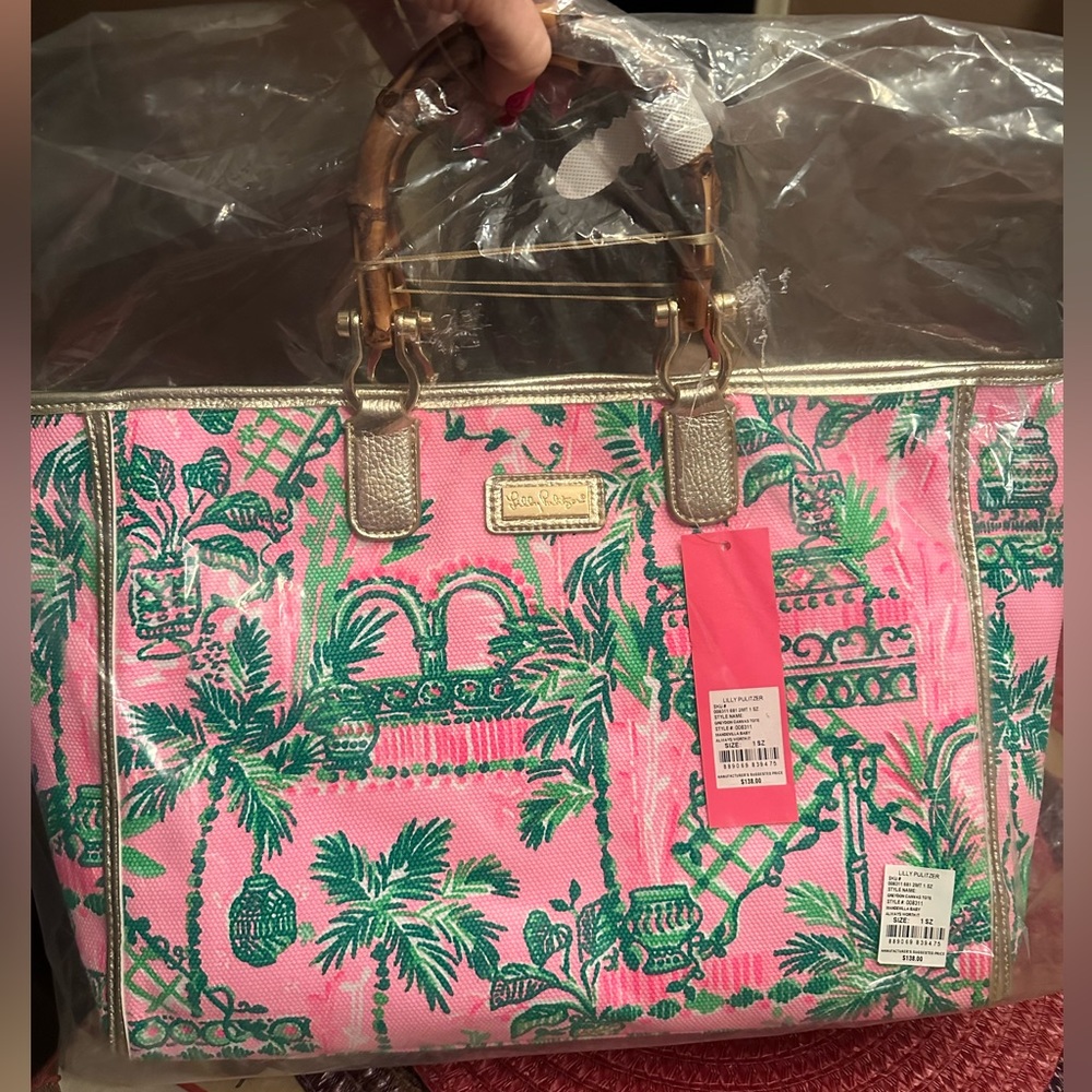 NWT GREYDON CANVAS TOTE
MANDEVILLA BABY
ALWAYS WORTH IT